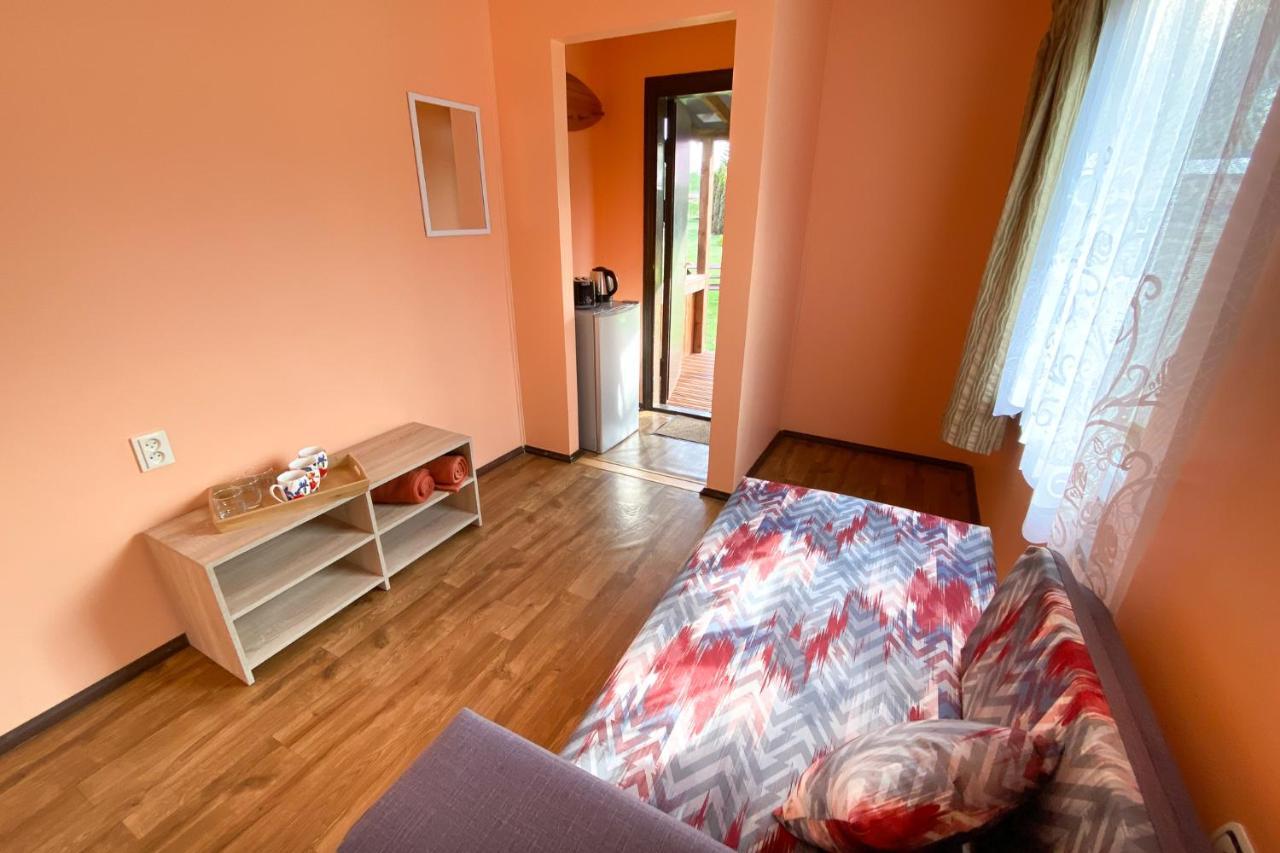 Hotel Ergli à Bernāti Extérieur photo