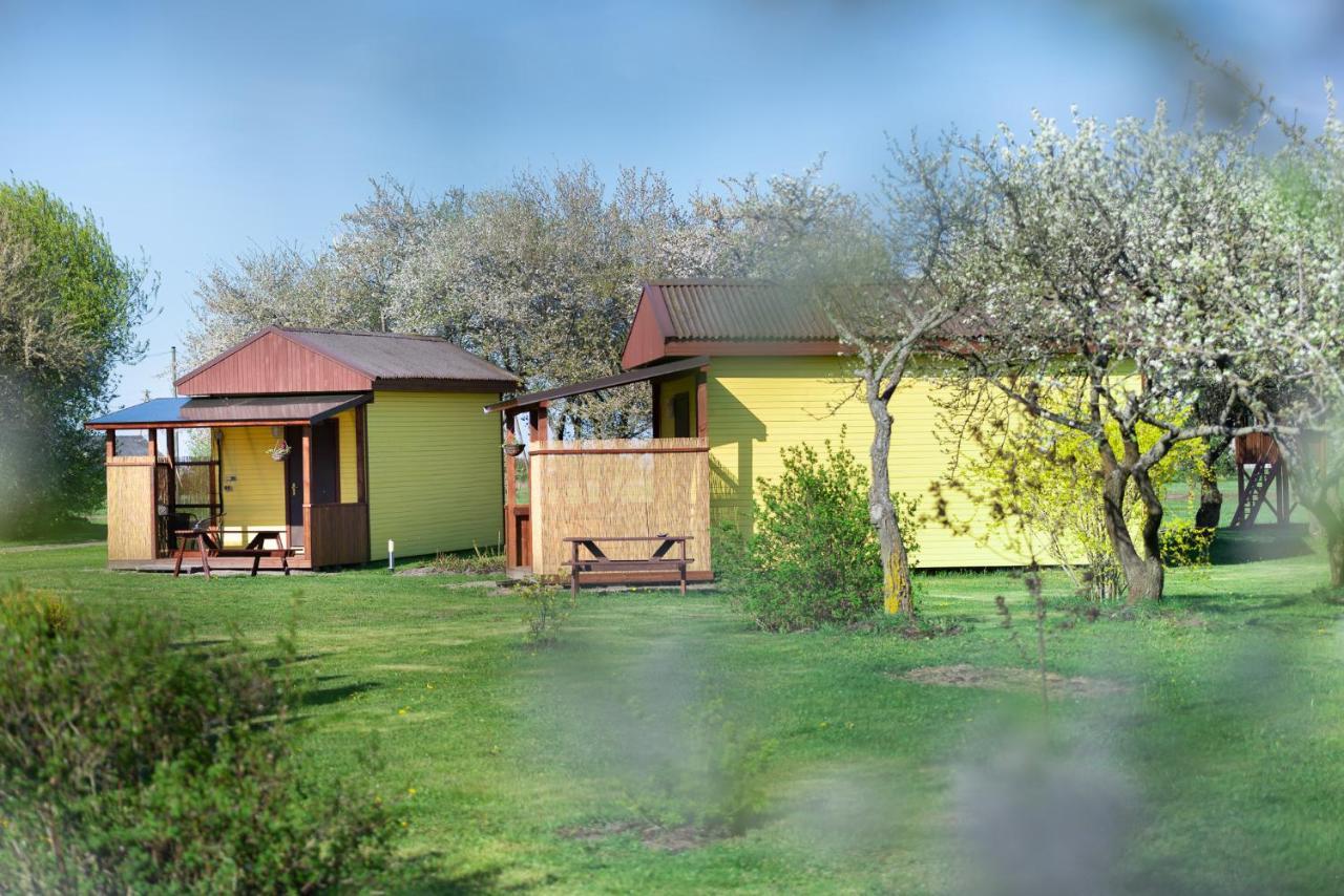 Hotel Ergli à Bernāti Extérieur photo