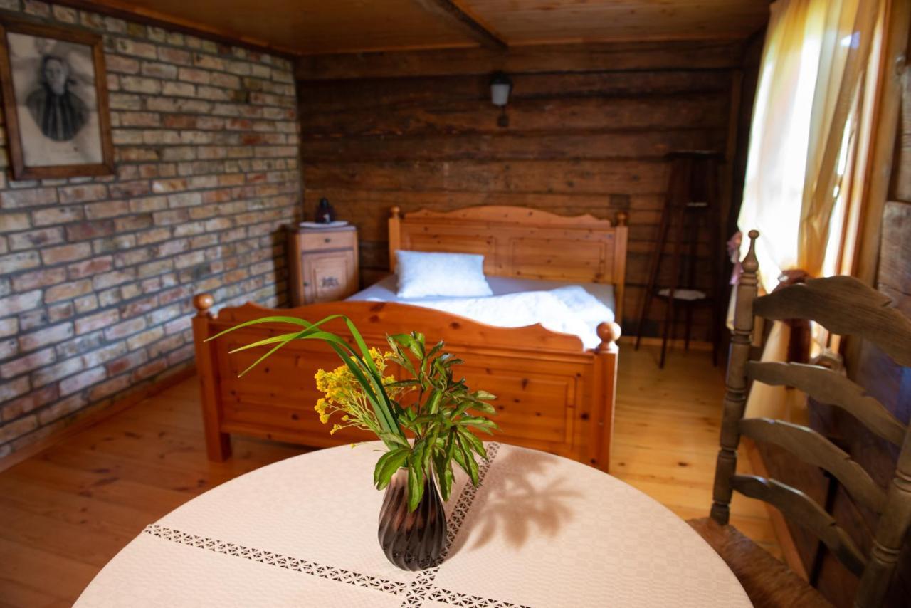 Hotel Ergli à Bernāti Extérieur photo