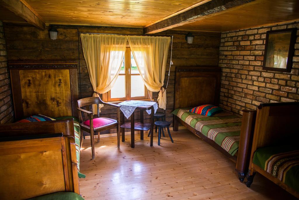 Hotel Ergli à Bernāti Extérieur photo