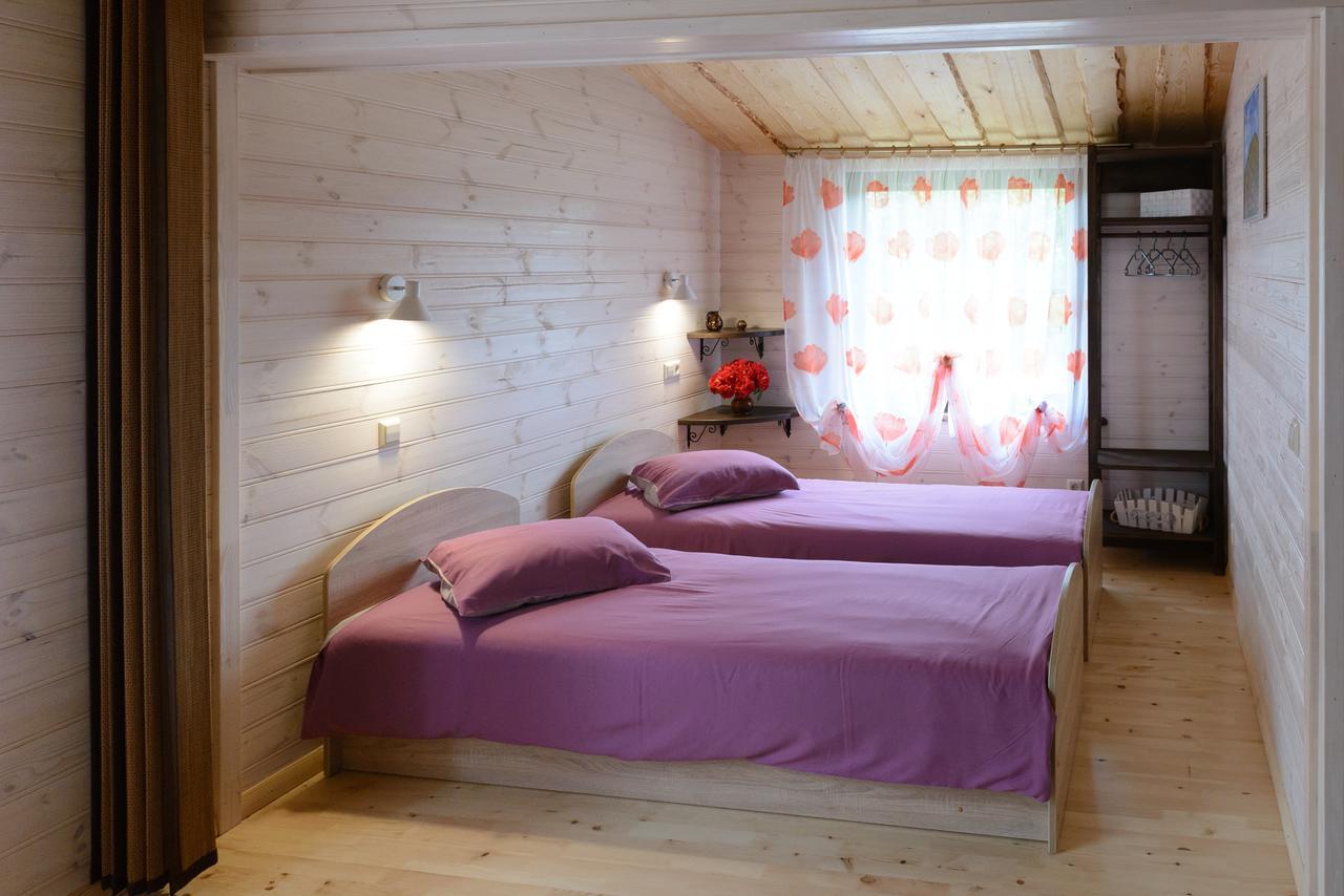 Hotel Ergli à Bernāti Extérieur photo